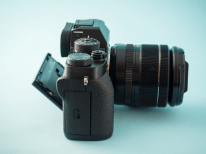 fujifilm_x-t2_review_side_1